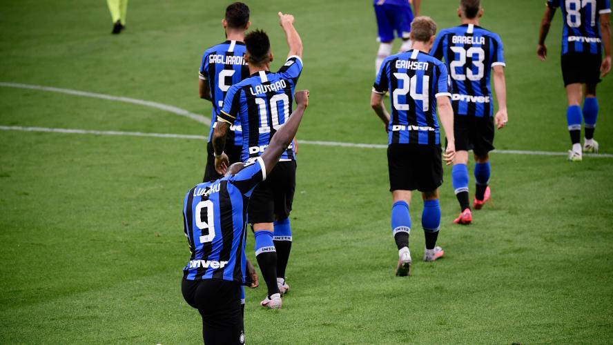 belgian lukaku celebrated his goal by taking a knee in support of the black lives matter movement photo reuters