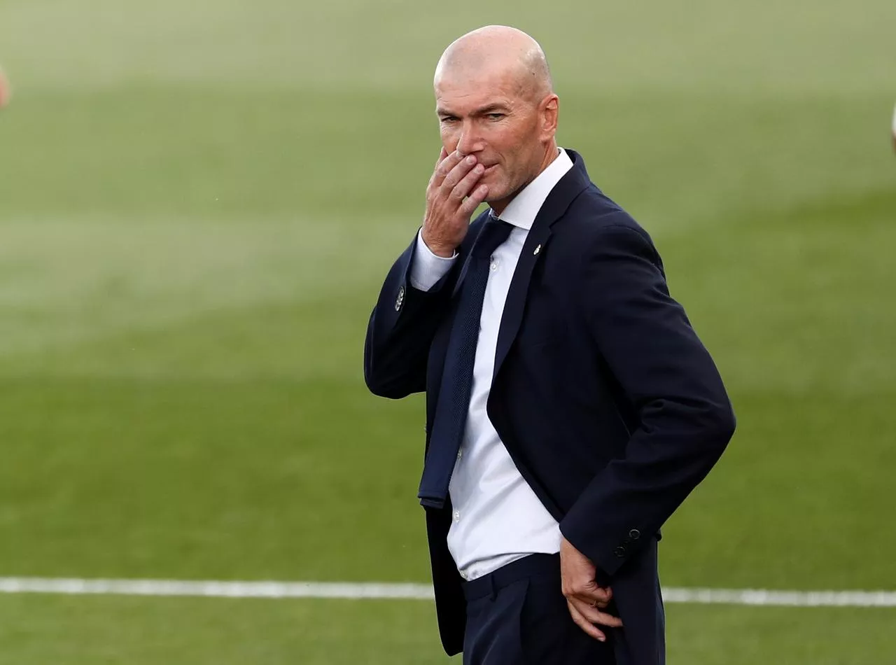 real now lead the title race due to a superior head to head record over barcelona photo reuters real now lead the title race due to a superior head to head record over barcelona photo reuters