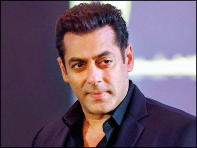 salman khan tells fans to stand with sushant singh rajput s loved ones