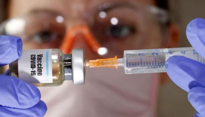 sanofi eyes approval of covid 19 vaccine by first half of 2021 sanofi eyes approval of covid 19 vaccine by first half of 2021