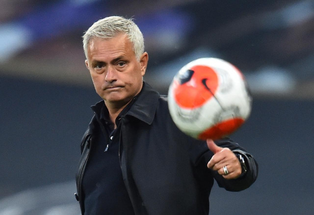 pundit said 26 year old would consider switching clubs if spurs 039 manager continued a conservative style of play photo reuters pundit said 26 year old would consider switching clubs if spurs 039 manager continued a conservative style of play photo reuters