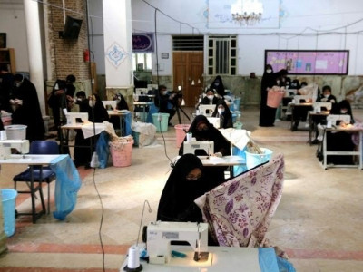 call for mandatory masks as iran virus toll nears 10 000