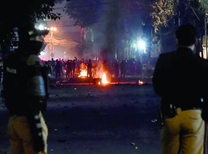 clashes erupt as police try to clear roads clashes erupt as police try to clear roads