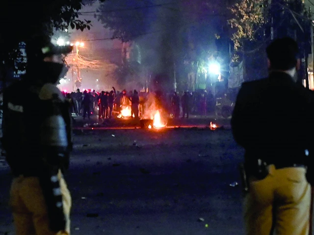 clashes erupt as police try to clear roads clashes erupt as police try to clear roads