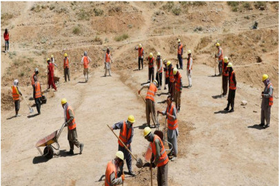 afghanistan employs lockdown jobless to boost kabul s water supply afghanistan employs lockdown jobless to boost kabul s water supply
