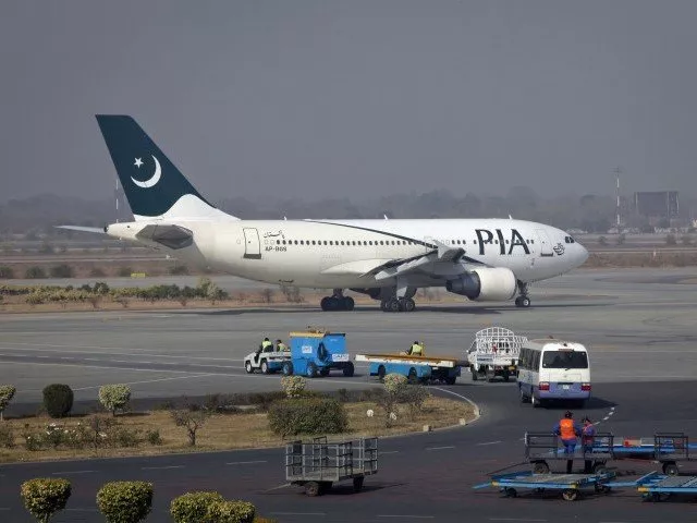 262 pilots out of total 860 in the country have suspicious flying licences minister for aviation photo reuters file 262 pilots out of total 860 in the country have suspicious flying licences minister for aviation photo reuters file