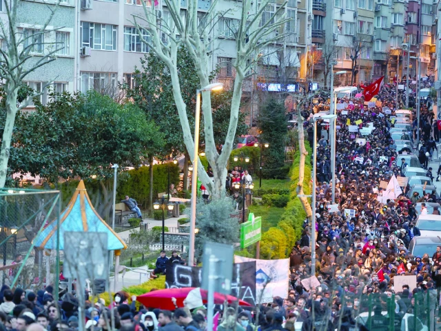 people take part in a protest against the arrest of imamoglu as part of a corruption investigation in istanbul photo reuters