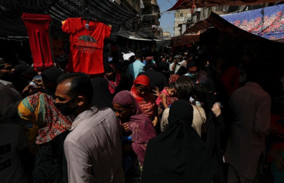 markets shops flout sindh govt orders despite strict lockdown