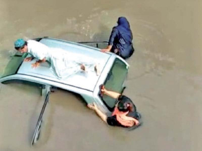 young hero rewarded for rescuing two nurses