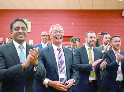 farage turns tables on main parties in uk local polls