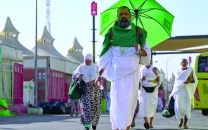 pilgrims begin hajj under blazing sun pilgrims begin hajj under blazing sun