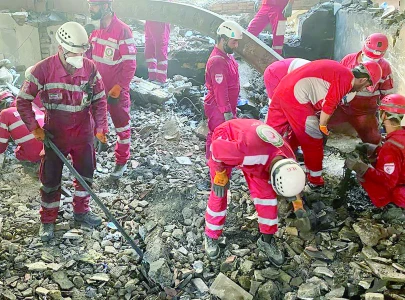 trump demands iran s unconditional surrender