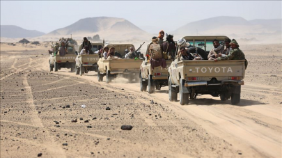 yemeni army surrounds town under houthi control yemeni army surrounds town under houthi control