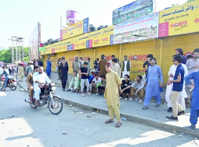 azad kashmir protests turn deadly 9 dead including 3 police officers in violent clashes