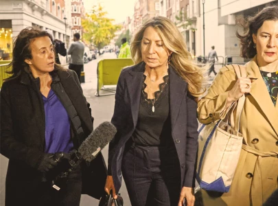 trump threatens bbc with 1b lawsuit