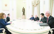 putin receives us officials in ukraine peace talks putin receives us officials in ukraine peace talks