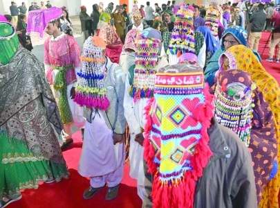 125 hindu couples tie the knot at mass wedding 125 hindu couples tie the knot at mass wedding