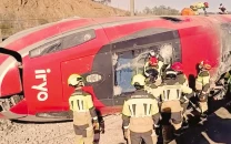 39 dead in spain after two high speed trains collide