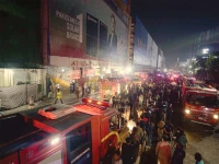 blaze hits saddar electronics market