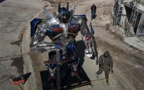 pakistani sculptor ehtisham jadoon turns scrap into colossal metal artworks pakistani sculptor ehtisham jadoon turns scrap into colossal metal artworks