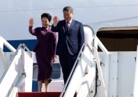 chinese president xi jinping and his wife peng liyua wave as they depart following his state visit to the us at joint base andrews maryland us september 25 2026 reuters