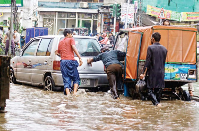 no tow trucks for cars stuck on flooded roads no tow trucks for cars stuck on flooded roads