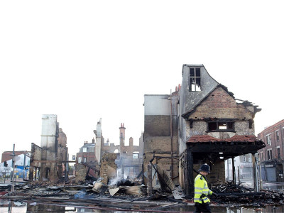 britain burning first fatality registered as mayhem escalates