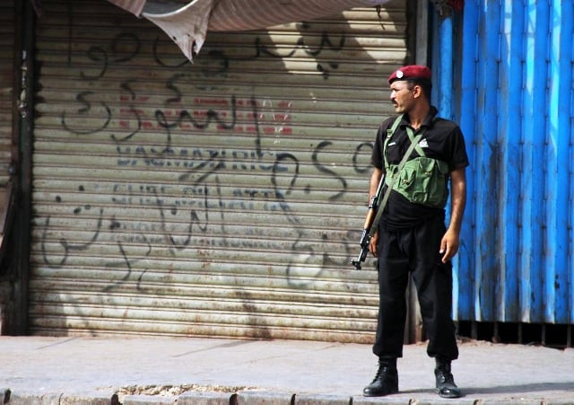 karachi violence three killed situation tense in lyari karachi violence three killed situation tense in lyari