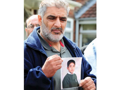 escalating uk violence 3 british pakistanis crushed by rioters car