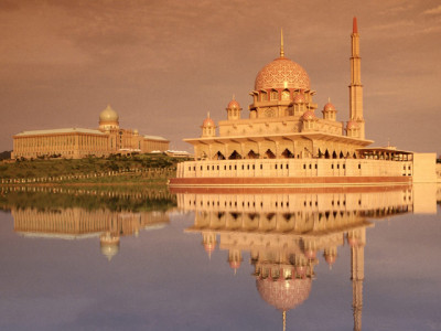 in malaysia i visited a mosque in pakistan i can t in malaysia i visited a mosque in pakistan i can t