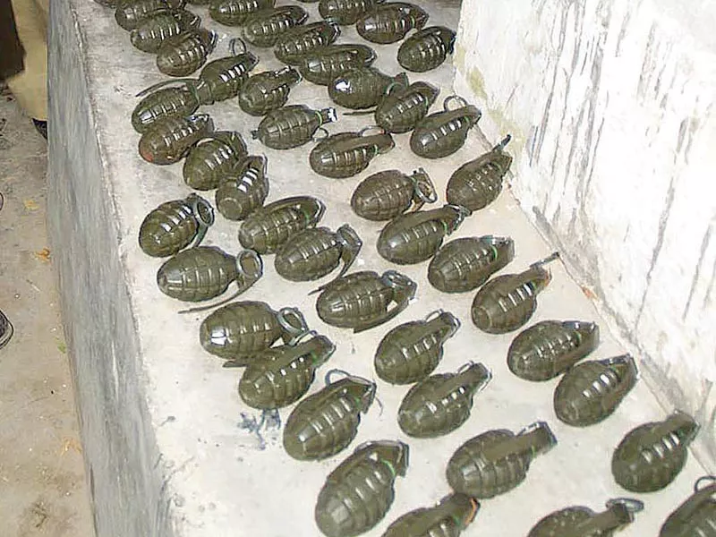 lyari violence nine grenades and counting but no cases registered lyari violence nine grenades and counting but no cases registered