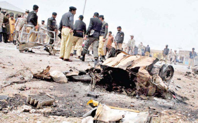 bomb blast at hotel in dera allah yar kills 13