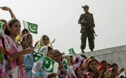 three injured in aerial firing across karachi three injured in aerial firing across karachi