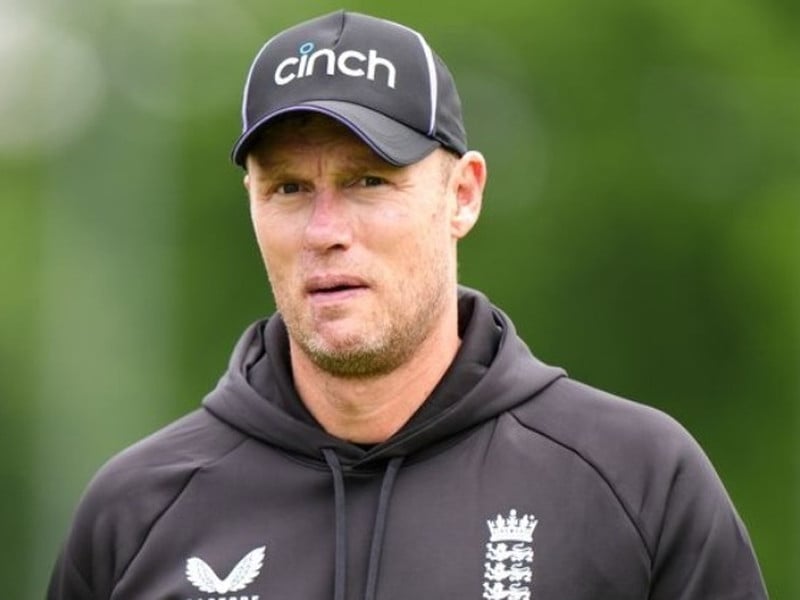 flintoff quits eng coaching job after tiff with buttler