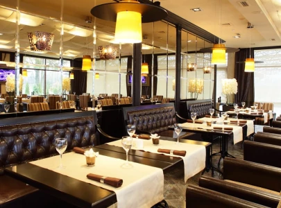 workers seek licences after restaurant closures workers seek licences after restaurant closures