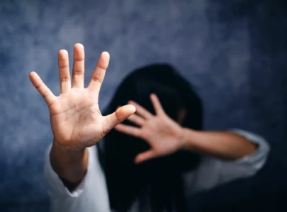 robbers loot family woman allegedly assaulted