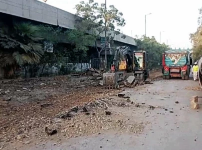 university road faces monsoon risk university road faces monsoon risk