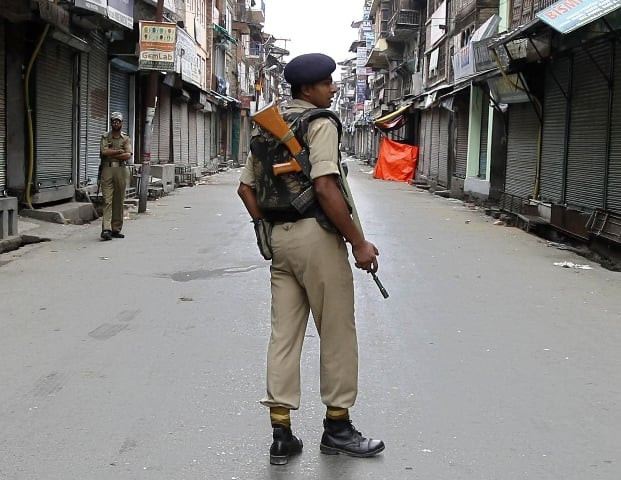 kashmir observes black day on india s independence kashmir observes black day on india s independence