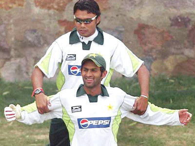 integrity committee contrasting outlook for malik and kaneria integrity committee contrasting outlook for malik and kaneria