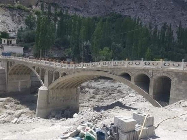 chief secy g b assures safety to tourists travelling within region after glof chief secy g b assures safety to tourists travelling within region after glof