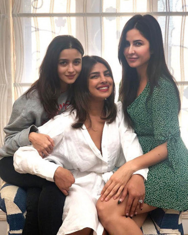 priyanka chopra is definitely not quitting jee le zara priyanka chopra is definitely not quitting jee le zara