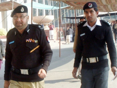 action recommended against cops present at us consulate iftar