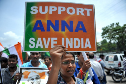 indian government struggles with mass protests indian government struggles with mass protests