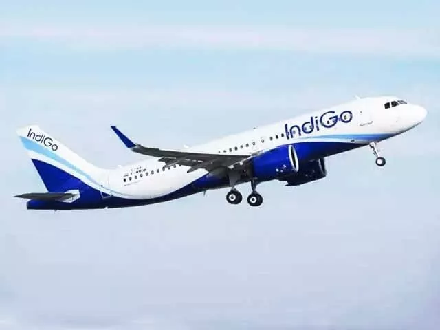 another indian plane makes emergency landing in karachi another indian plane makes emergency landing in karachi