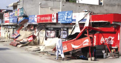 anti encroachment drive in abbottabad authorities remove kiosks sheds and a boundary wall
