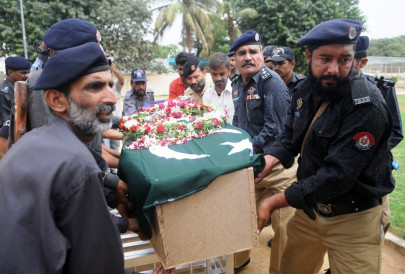 seven killed as violence continues in karachi seven killed as violence continues in karachi