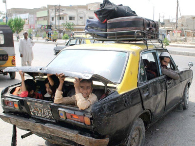 violence peters out as karachi smoulders political parleys heat up violence peters out as karachi smoulders political parleys heat up