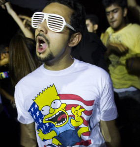 young pakistanis turn to music to beat bombers