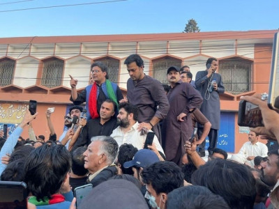 pti leaders booked on terrorism charges after faizabad protest pti leaders booked on terrorism charges after faizabad protest