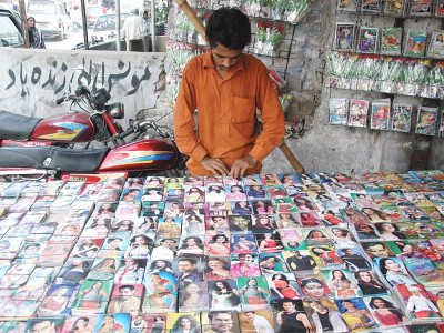 eid cards a dwindling tradition